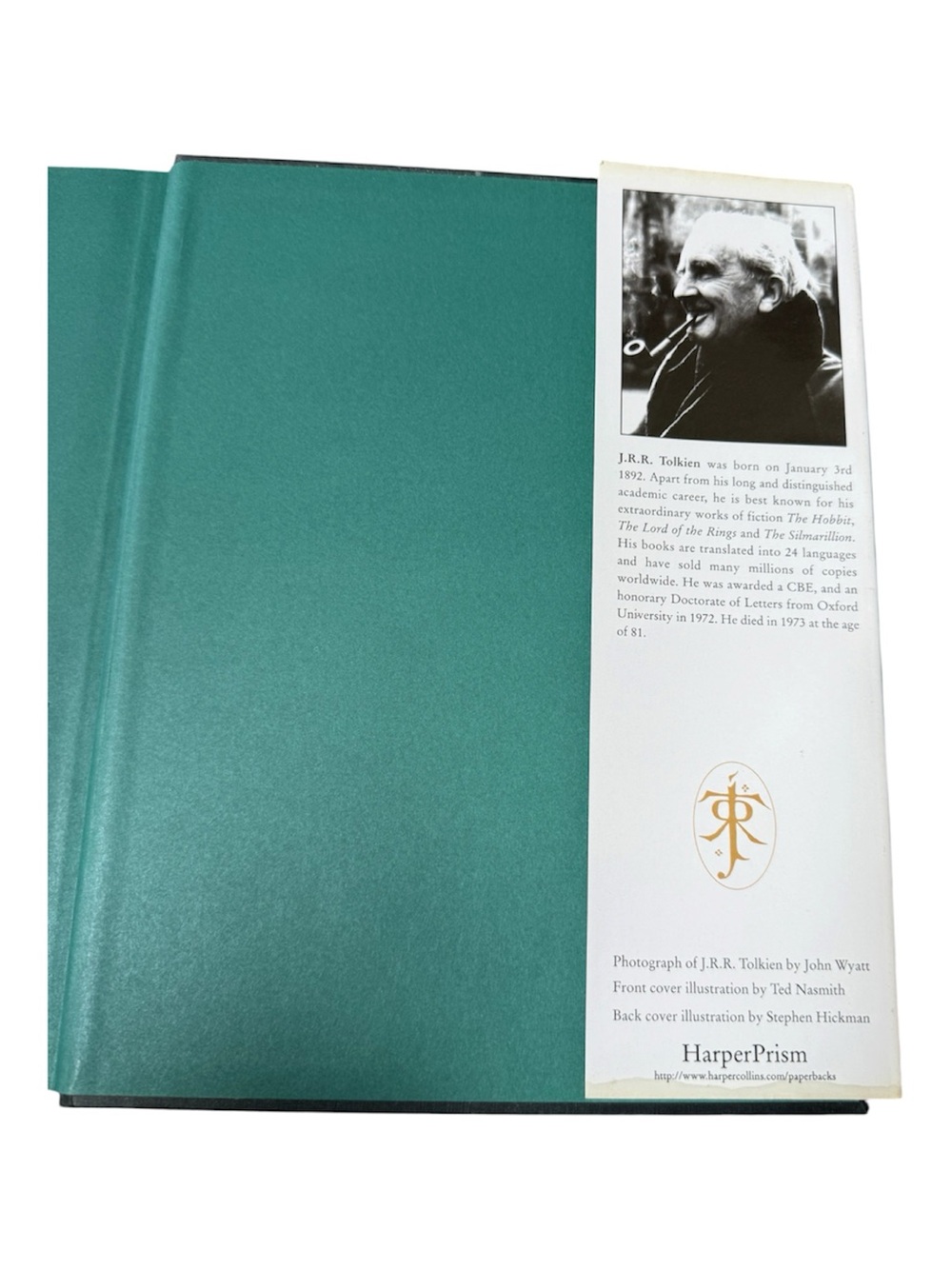 Realms of Tolkien: Images of Middle-earth - Decorative Book Cover (Gray, Green) - Picture 3 of 7